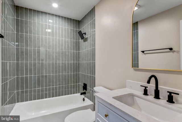 513 OLDE GREENWICH CIR, Fredericksburg, VA 22408