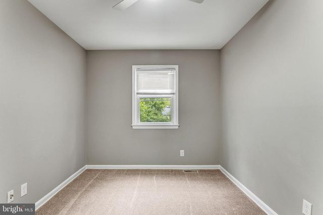 513 OLDE GREENWICH CIR, Fredericksburg, VA 22408