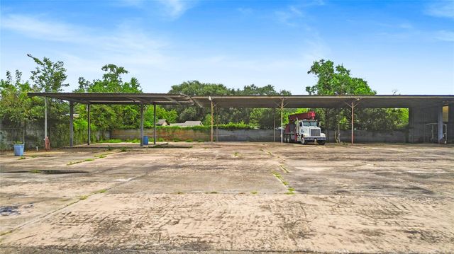 5103 Tiffany Drive, Houston, TX 77045