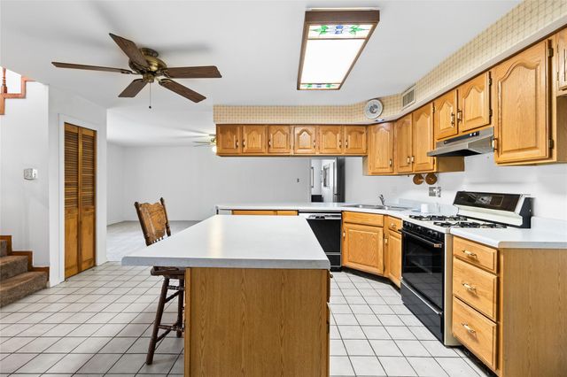 5103 Tiffany Drive, Houston, TX 77045