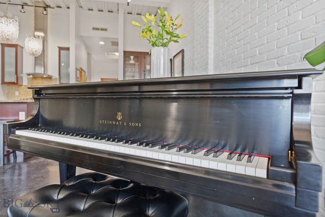 150 Village Crossing Way 1J, Bozeman, MT 59715