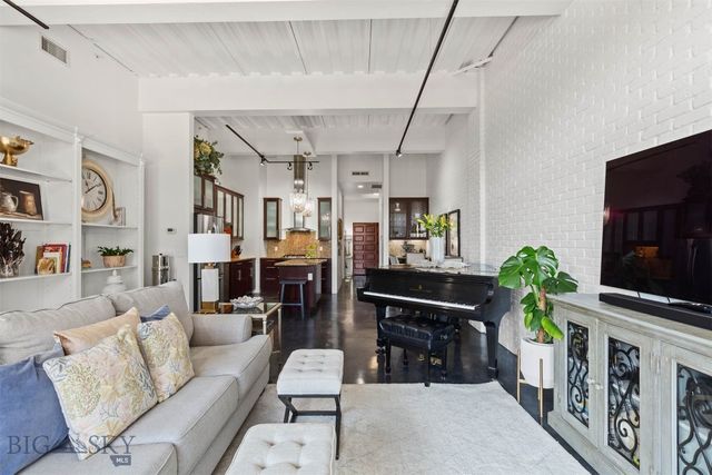 150 Village Crossing Way 1J, Bozeman, MT 59715