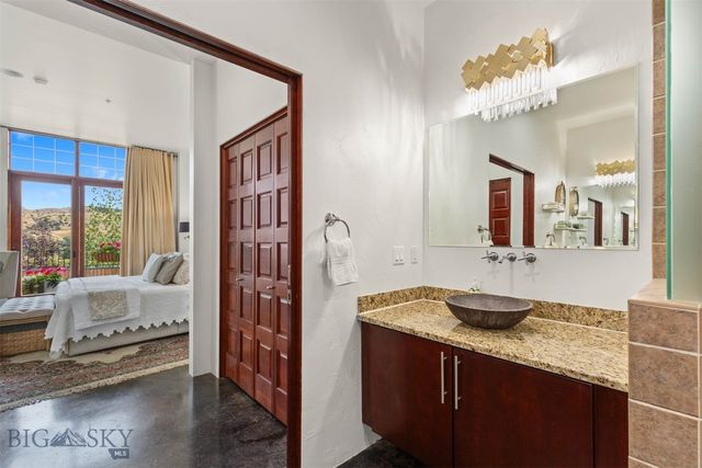 150 Village Crossing Way 1J, Bozeman, MT 59715