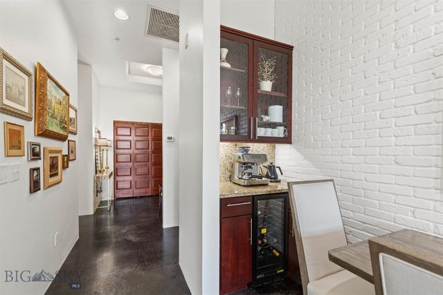 150 Village Crossing Way 1J, Bozeman, MT 59715