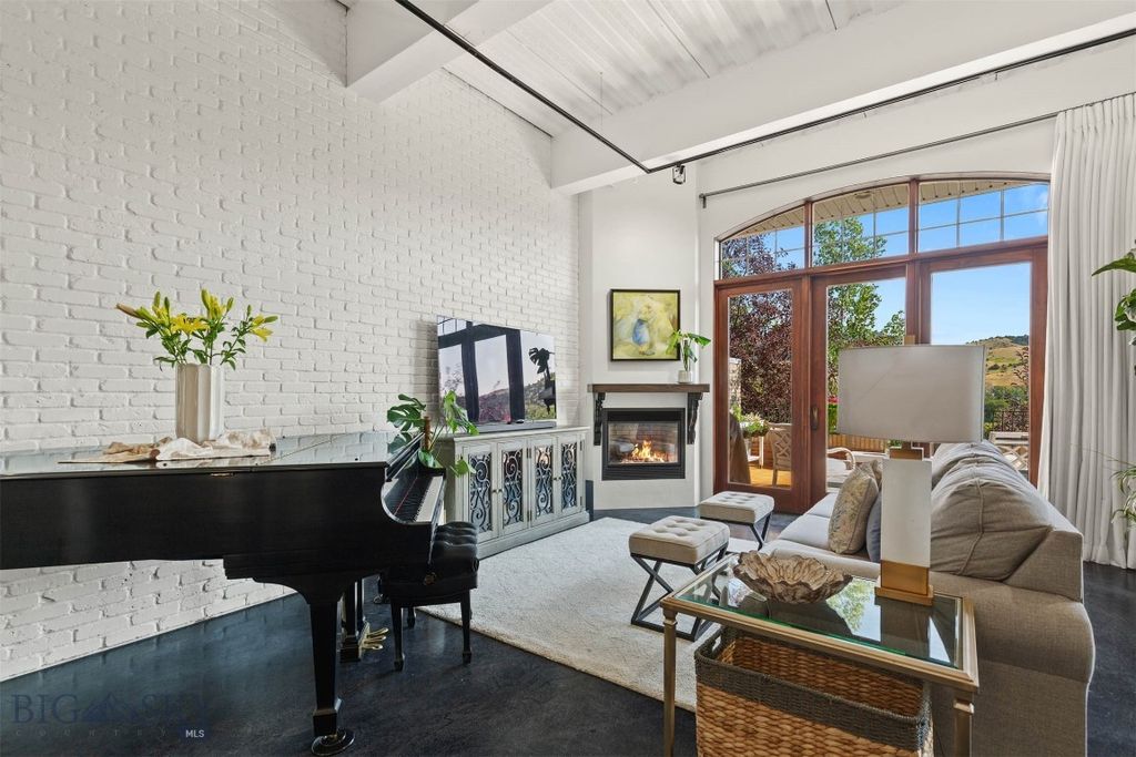 150 Village Crossing Way 1J, Bozeman, MT 59715