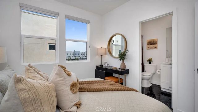 1669 W Lincoln Avenue 102, Anaheim, CA 92801