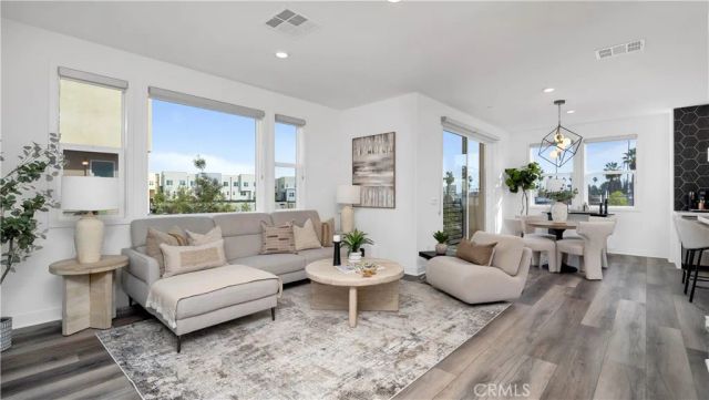 1669 W Lincoln Avenue 102, Anaheim, CA 92801