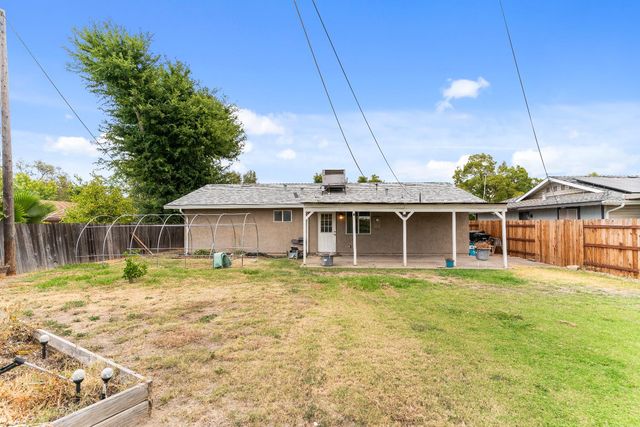 4006 Cortright Way, North Highlands, CA 95660