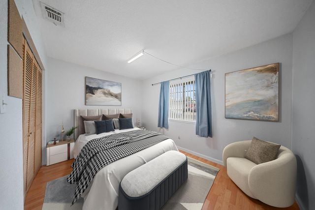 4006 Cortright Way, North Highlands, CA 95660