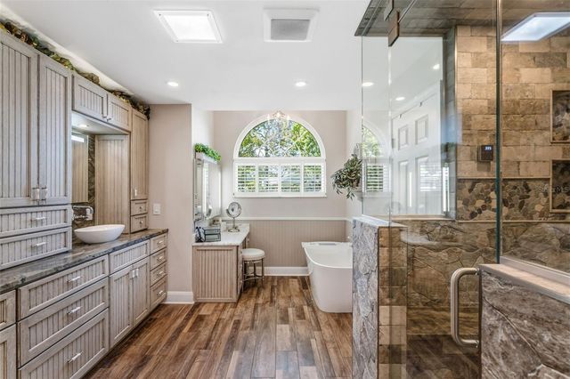 8309 SHADOW PINE WAY, Sarasota, FL 34238