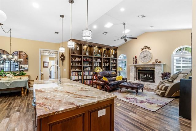 8309 SHADOW PINE WAY, Sarasota, FL 34238