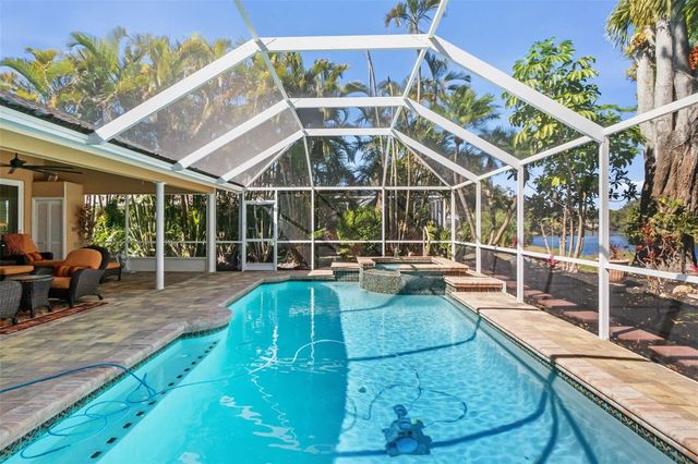 8309 SHADOW PINE WAY, Sarasota, FL 34238