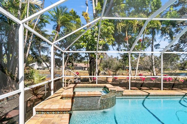 8309 SHADOW PINE WAY, Sarasota, FL 34238