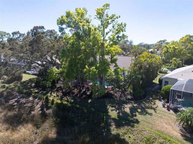 8309 SHADOW PINE WAY, Sarasota, FL 34238