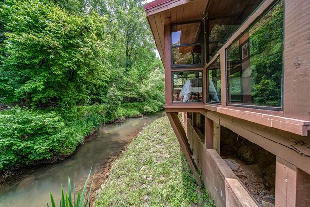 64 Bear Lake Drive, Blue Ridge, GA 30513