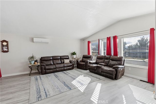 13877 Tam O Shanter Drive, Victorville, CA 92395