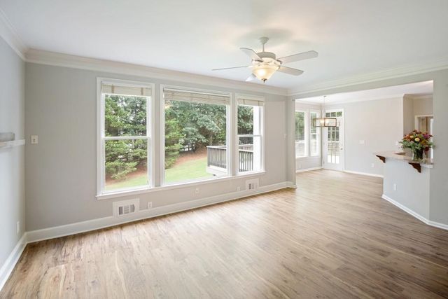 228 Chadwyck Lane, Canton, GA 30115