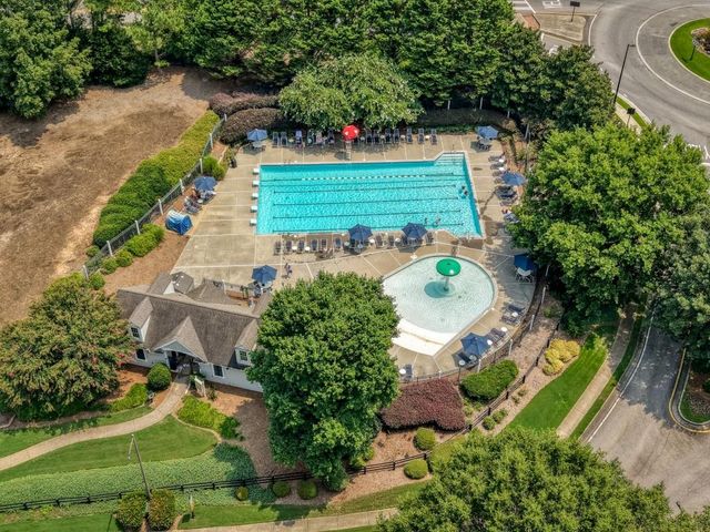 228 Chadwyck Lane, Canton, GA 30115