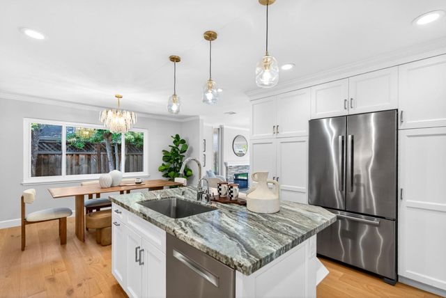 1422 Wright Avenue, Sunnyvale, CA 94087