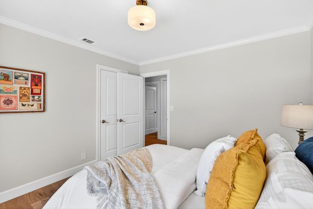 1422 Wright Avenue, Sunnyvale, CA 94087