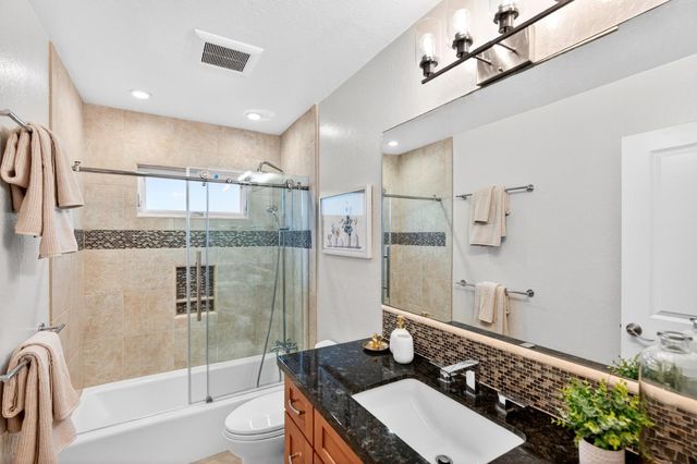 1422 Wright Avenue, Sunnyvale, CA 94087