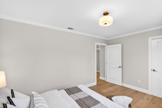 1422 Wright Avenue, Sunnyvale, CA 94087
