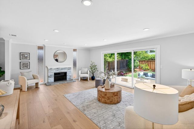 1422 Wright Avenue, Sunnyvale, CA 94087