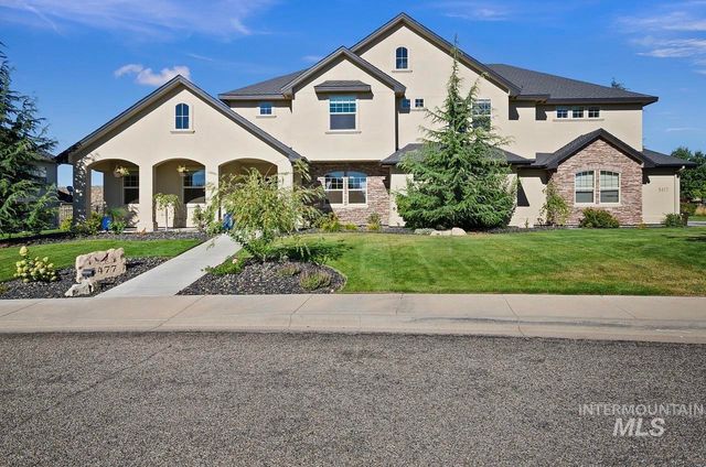 5477 N Quail Summit Pl, Boise, ID 83703