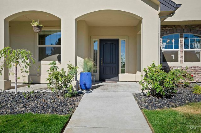 5477 N Quail Summit Pl, Boise, ID 83703