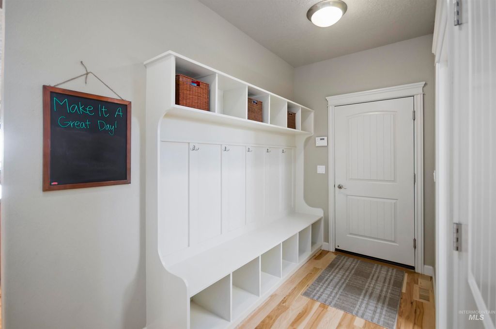 5477 N Quail Summit Pl, Boise, ID 83703 photo 22