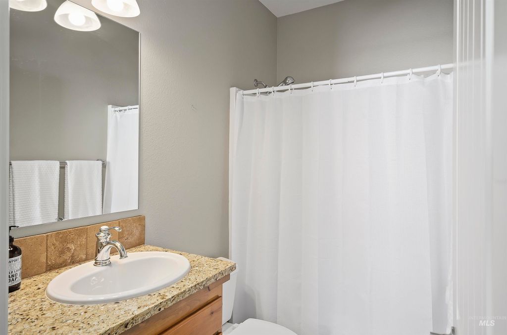 5477 N Quail Summit Pl, Boise, ID 83703 photo 31