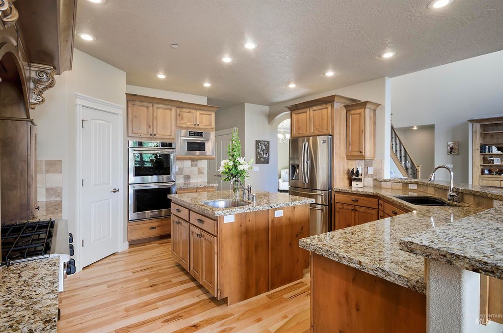 5477 N Quail Summit Pl, Boise, ID 83703 photo 7