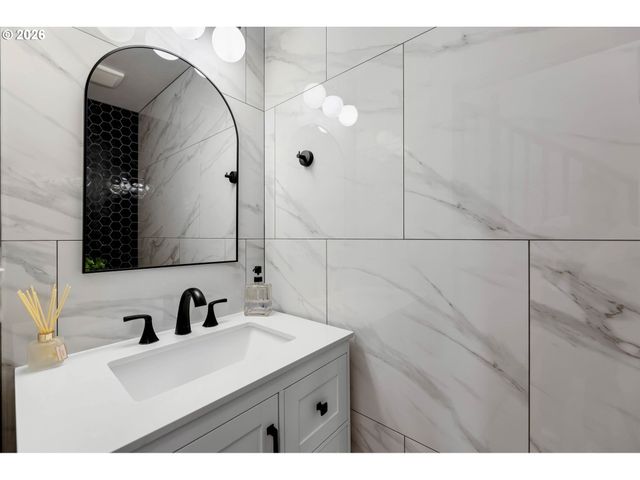 10905 Ne 79TH Cir, Vancouver, WA 98662