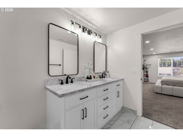 10905 Ne 79TH Cir, Vancouver, WA 98662
