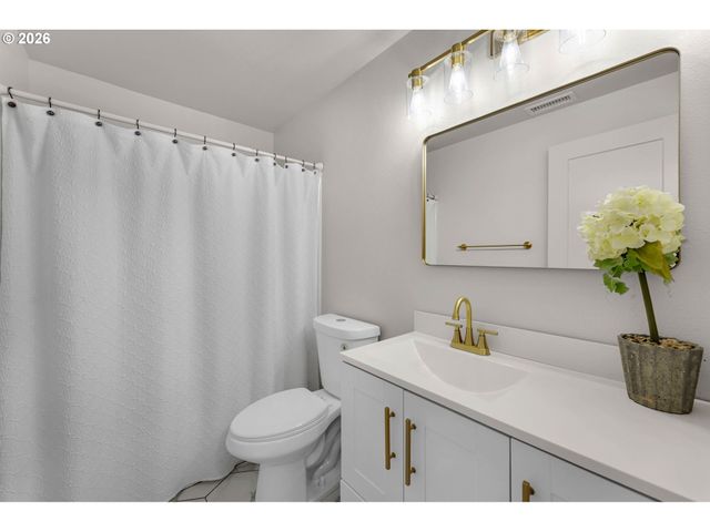10905 Ne 79TH Cir, Vancouver, WA 98662