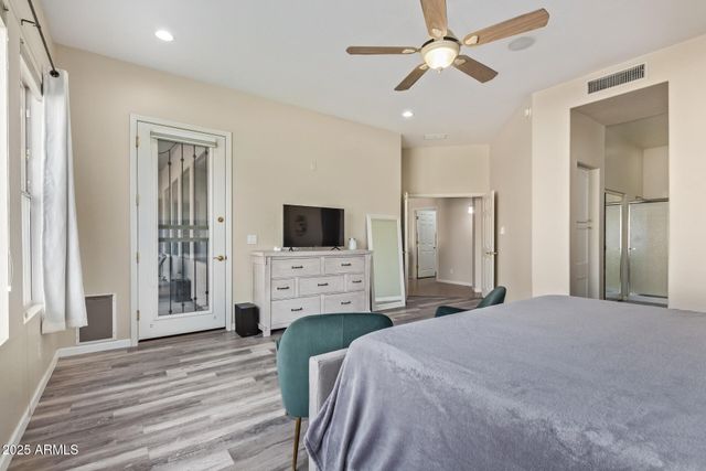 4616 W WHISPERING WIND Drive, Glendale, AZ 85310