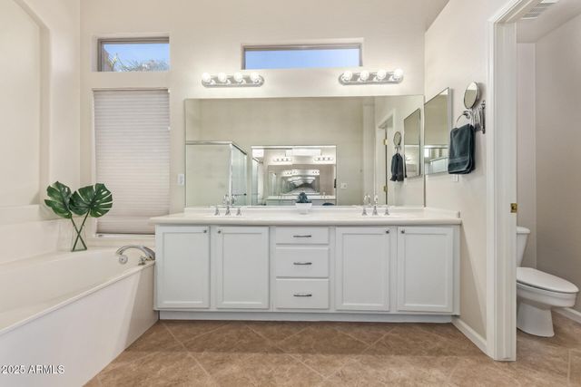 4616 W WHISPERING WIND Drive, Glendale, AZ 85310