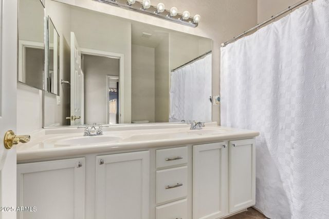 4616 W WHISPERING WIND Drive, Glendale, AZ 85310