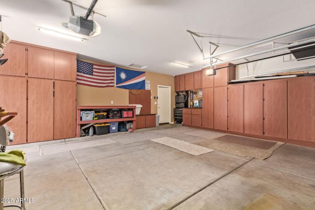 4616 W WHISPERING WIND Drive, Glendale, AZ 85310