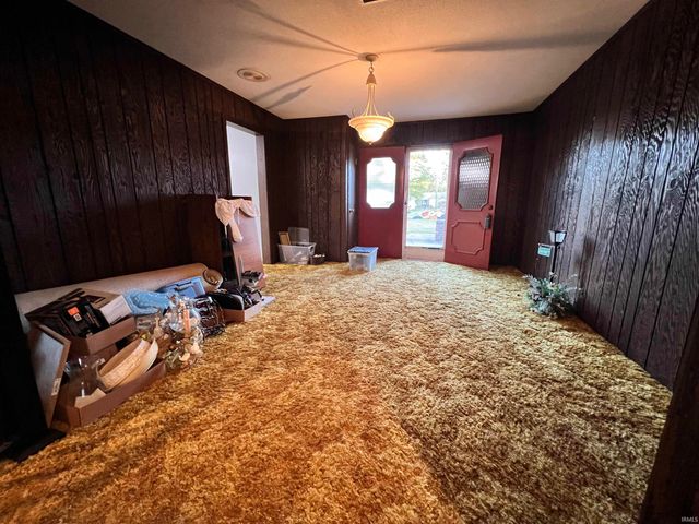 144 Pineview Drive, Vincennes, IN 47591