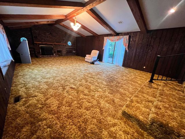 144 Pineview Drive, Vincennes, IN 47591