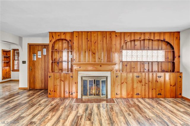 135 Wooster Street NW, Navarre, OH 44662