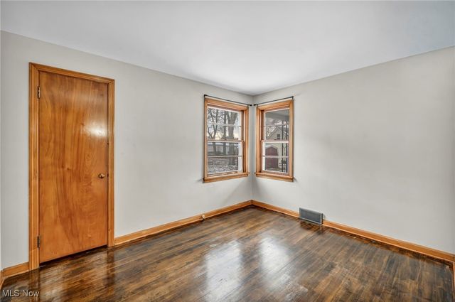 135 Wooster Street NW, Navarre, OH 44662