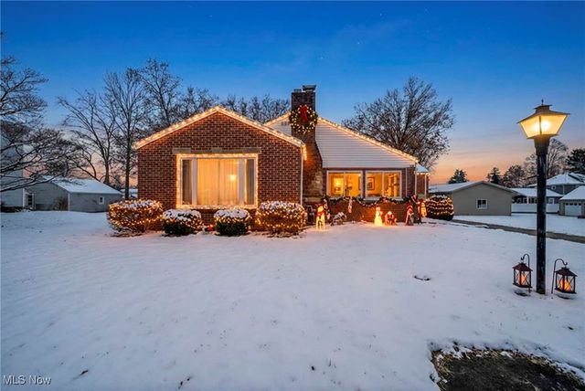 135 Wooster Street NW, Navarre, OH 44662