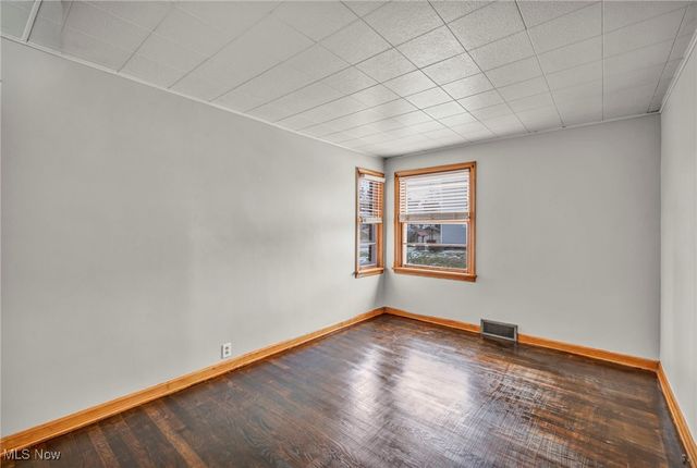 135 Wooster Street NW, Navarre, OH 44662