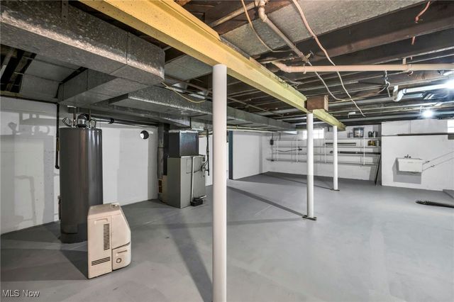 135 Wooster Street NW, Navarre, OH 44662