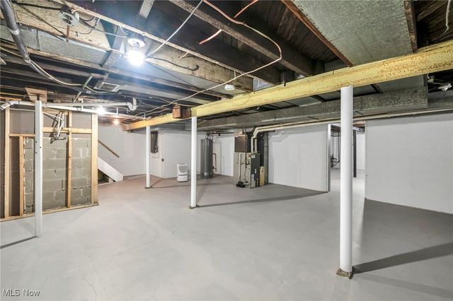 135 Wooster Street NW, Navarre, OH 44662