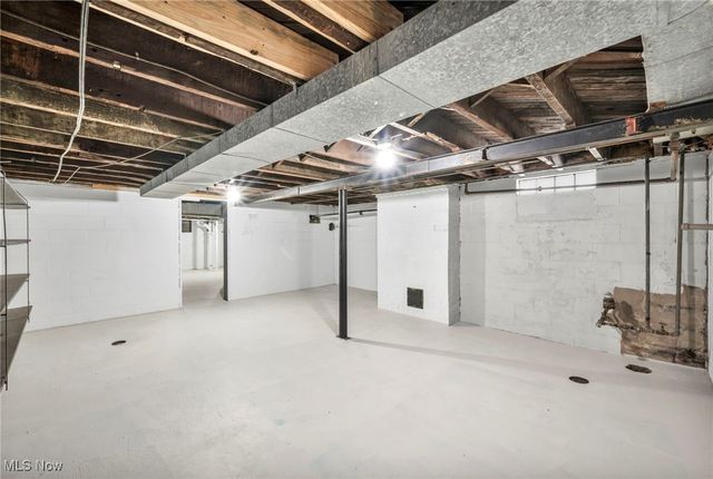 135 Wooster Street NW, Navarre, OH 44662