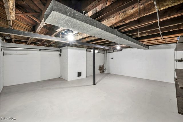 135 Wooster Street NW, Navarre, OH 44662