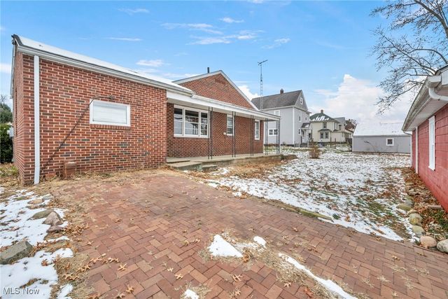 135 Wooster Street NW, Navarre, OH 44662